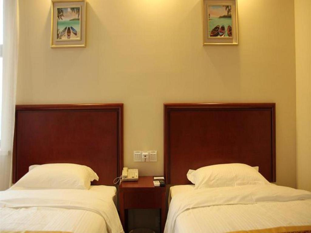 Greentree Inn Bole Wanxianghui Express Hotel Экстерьер фото